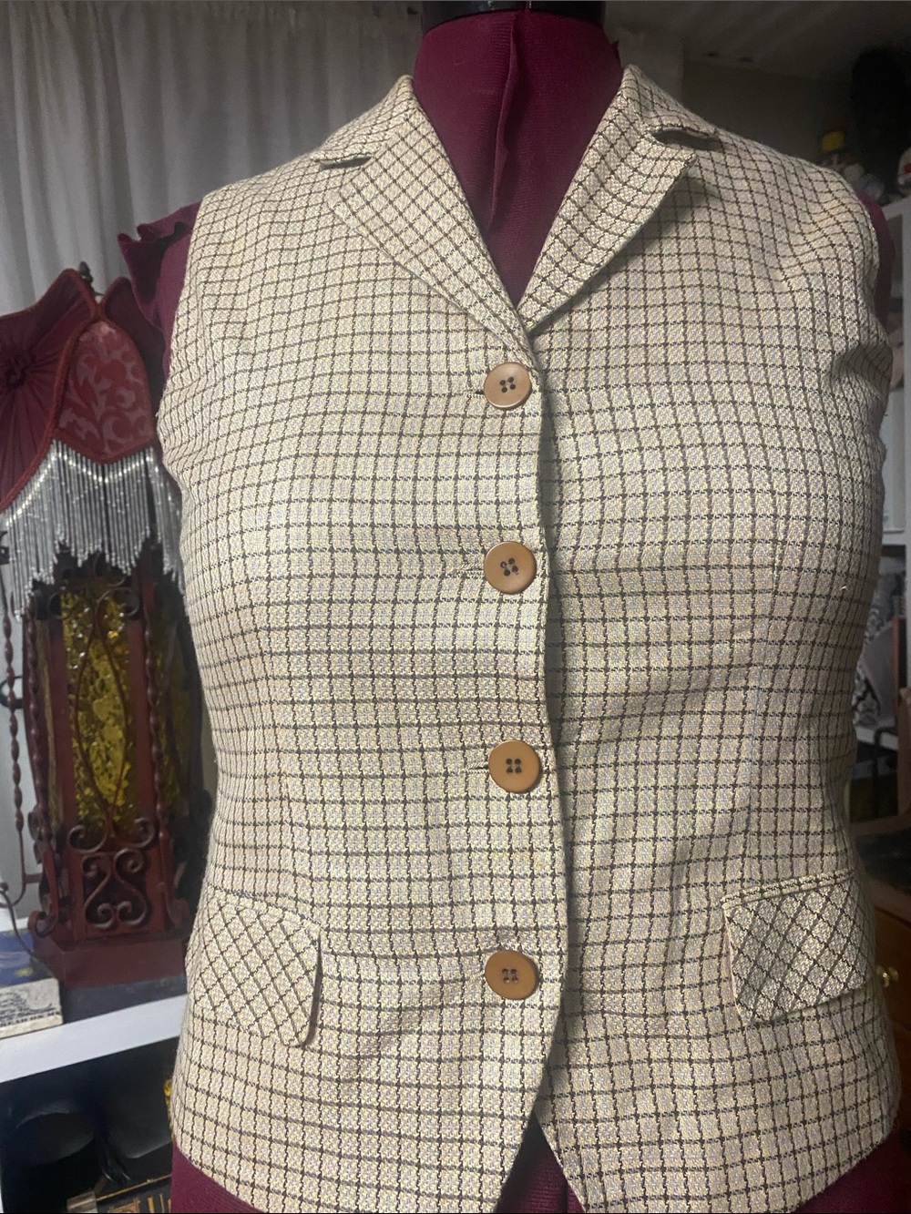 Ann Taylor Tailored Cream Plaid Button-Front Vest with Notch Collar 8 petite